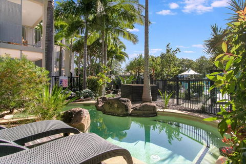 Salt&Pepper Sanctuary - Plunge Pool Resort Apartment By UHoliday - 2BR, 1BR And Studio Hotel Room Configurations Available - Melbourne Tourism 2