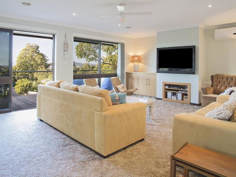 Roanjoka Dromana - Melbourne Tourism 1