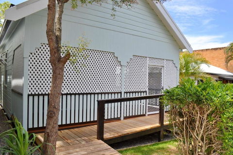 Rockleigh - Bring Your Own Linen. - Melbourne Tourism 0