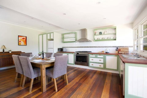 Rodova Cottage - Melbourne Tourism 1