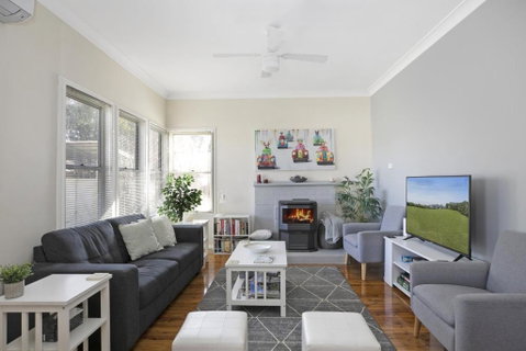 Ronelle Cottage - Melbourne Tourism 1
