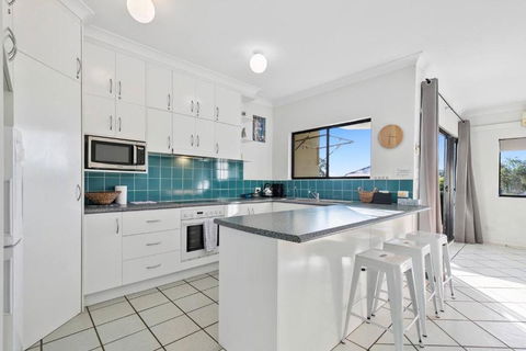 Rooftop Island Sunsets - Melbourne Tourism 1