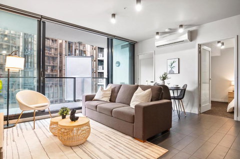 Rooftop Pool 2BR Apt At Marvel Stadium With Free Parking - Melbourne Tourism 0