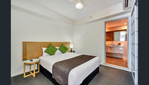 Room With Kitchen At Pandanus - Melbourne Tourism 2