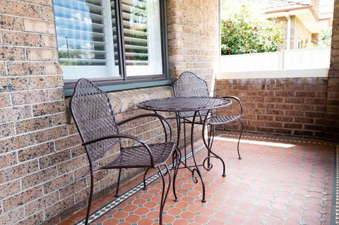 Rose Hill On Hamer, 1940s Charming Cottage Near Cook Park - Melbourne Tourism 3