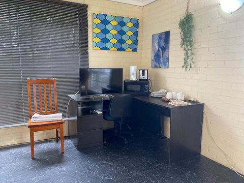 Rosebourne Gardens Motel - Melbourne Tourism 1