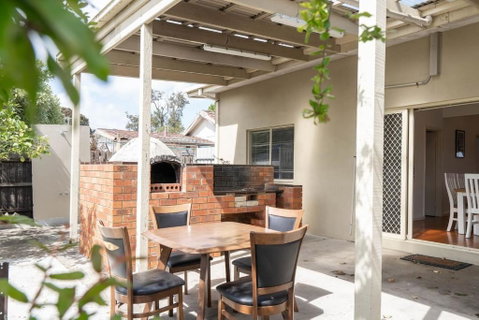 Rosebud Reset - A Beachside Group Getaway - Melbourne Tourism 0