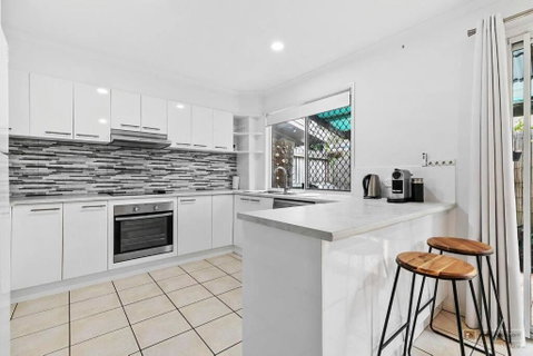 Rosella Rise! - Melbourne Tourism 1