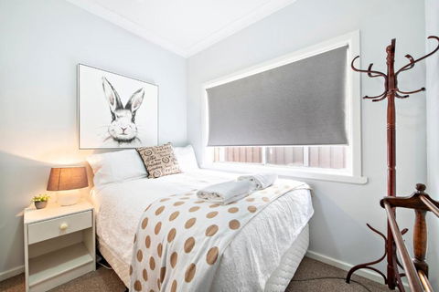 Rosewood Cottage - Stroll To Central, Cosy Escape - Melbourne Tourism 2