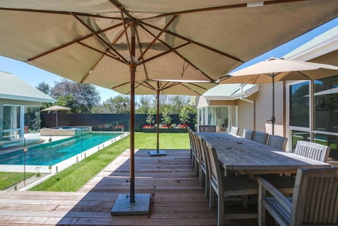 Royadie Resort - Pool Spa Tennis 500m To Beach - Melbourne Tourism 1