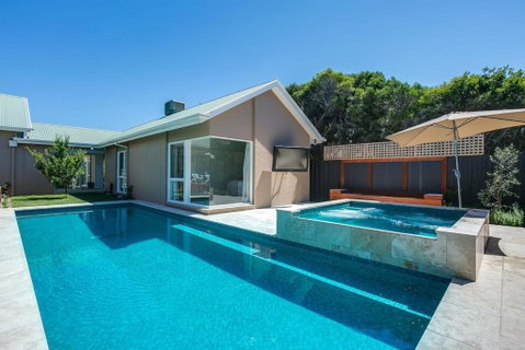 Royadie Resort - Pool Spa Tennis 500m To Beach - Melbourne Tourism 2