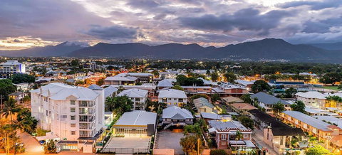 Rydges Esplanade Resort Cairns - Melbourne Tourism 3