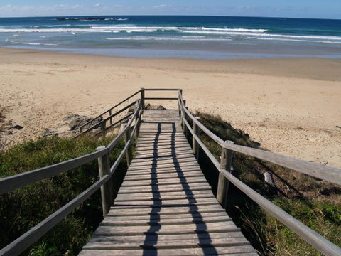 Safety Beach Ocean Bungalows - Melbourne Tourism 0