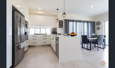 Salt Zen Holiday Townhouse - Melbourne Tourism 3