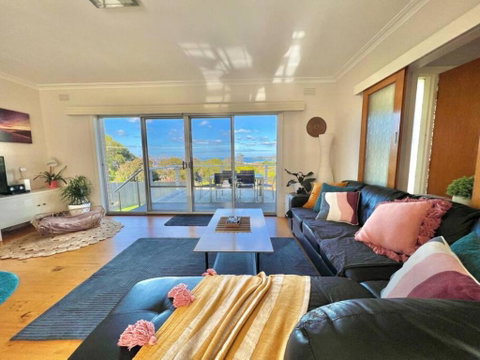 Saltwater Haven - Pets Welcome. Wifi. Amazing View - Melbourne Tourism 1