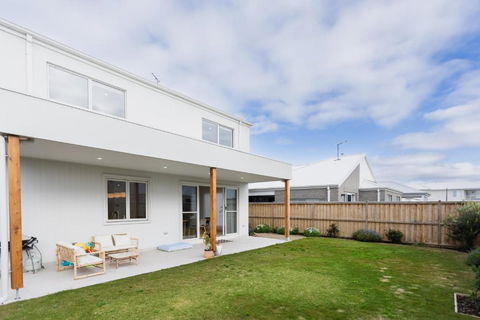 Saltwater Lux, 4 Bdrm, 3 Bath, Golf, Weddings, Beaches, Adventure Park - Melbourne Tourism 3