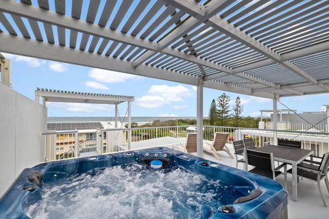 Salty Breeze - Rooftop Terrace & Jacuzzi - Melbourne Tourism 0