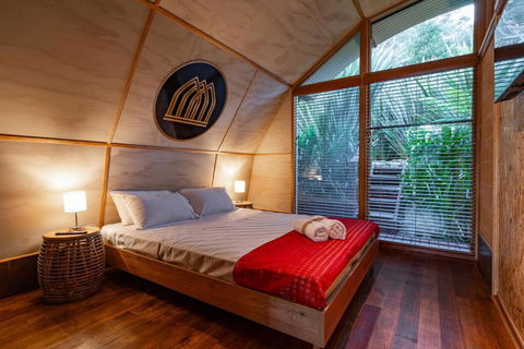 Sanctuary - Bruny Island - Melbourne Tourism 2