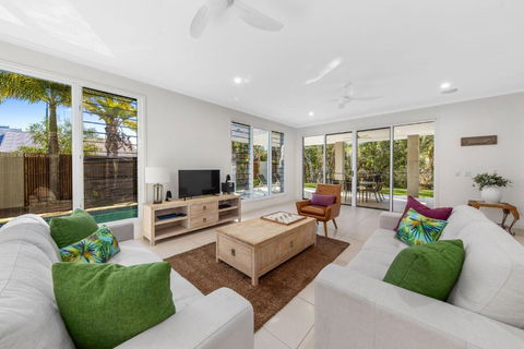 Sand And Sea Beach House - Melbourne Tourism 2
