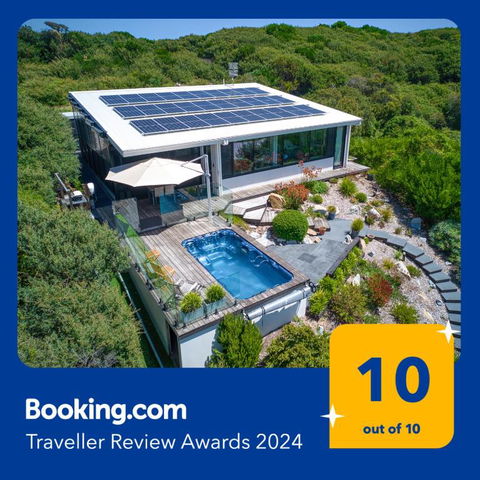 SALT Luxury Couples Villa - Melbourne Tourism 1