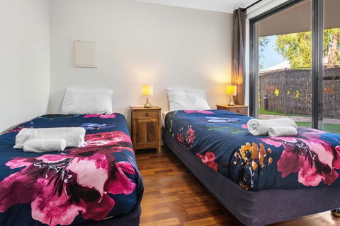 Sandbar Cape View Resort - Melbourne Tourism 3