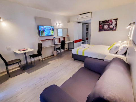 Sandors Motor Inn - Melbourne Tourism 1