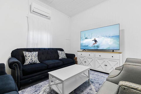 Sandown Beachside Cottage - Melbourne Tourism 1