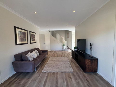 Sandpiper 10 - Close To Town And Beach - Melbourne Tourism 2