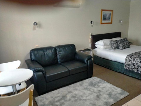 Sandstock Motor Inn Armidale - Melbourne Tourism 1