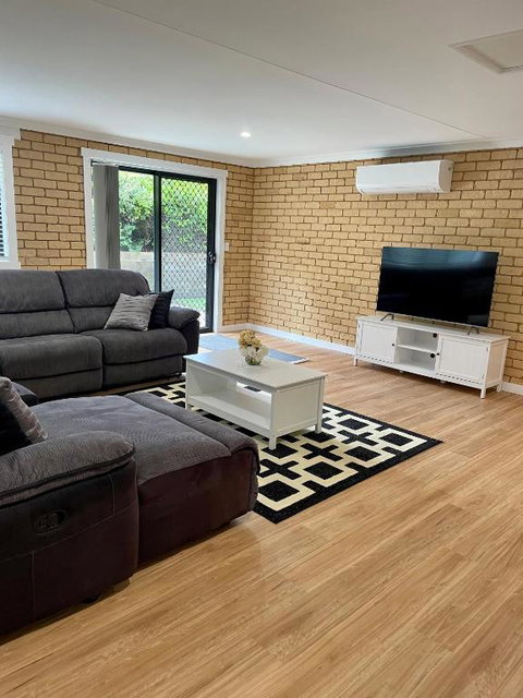 Sandstone Family Apartment - Melbourne Tourism 0