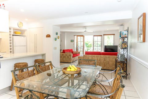 Sandy Beach Resort - Melbourne Tourism 3
