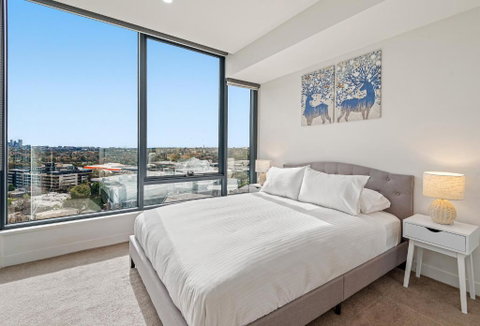 Serene Escape Panoramic Views, Pool, Gym, Sauna - Melbourne Tourism 2