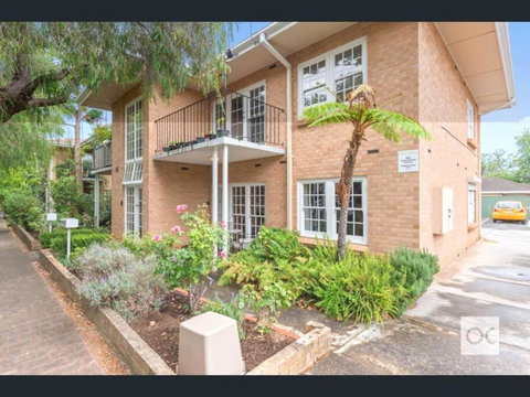 Six Kings - The Very Best Location - Melbourne Tourism 3
