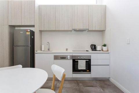 Stirling Apartment 3- Modern Central Apartment - Melbourne Tourism 0