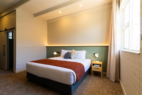 The Clovercrest Hotel Motel - Melbourne Tourism 0