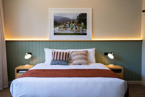 The Clovercrest Hotel Motel - Melbourne Tourism 2