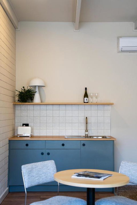 The Clovercrest Hotel Motel - Melbourne Tourism 3