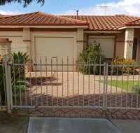 Beachside Retreat - Melbourne Tourism