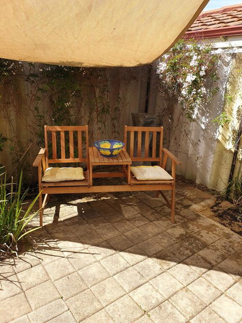 Beachside Retreat - Melbourne Tourism 3