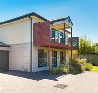 Beachside Villa Cowes