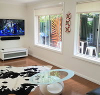 Beachside Villa Ettalong Beach - Melbourne Tourism
