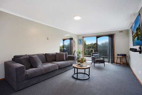 Beacon Point House - Melbourne Tourism 2