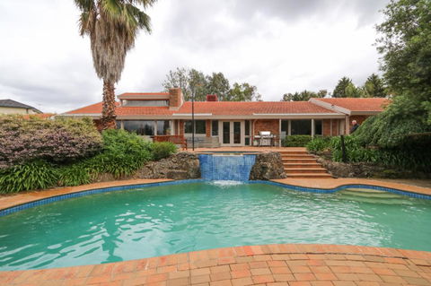 Beautiful Resort Retreat Villa In The Yarra Valley - Entertainer's Delight - Melbourne Tourism 0