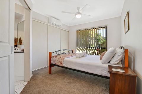 Beautiful Waterfront Home- CHELSEA - Melbourne Tourism 2