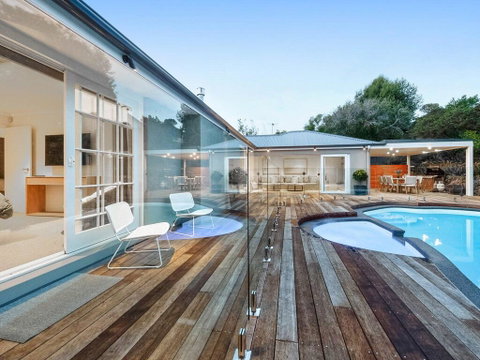 Bella Casa - Luxury Boutique Holiday Home With Heated Pool! - Melbourne Tourism 2