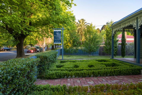 Belmont At Beechworth 2 Bedrooms, 2 Bathrooms, 2 Couples - Melbourne Tourism 2