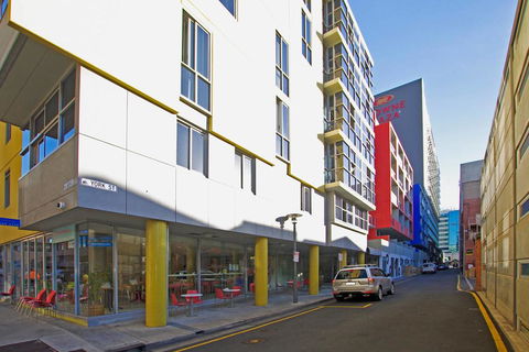Bent St Apartments - Melbourne Tourism 0