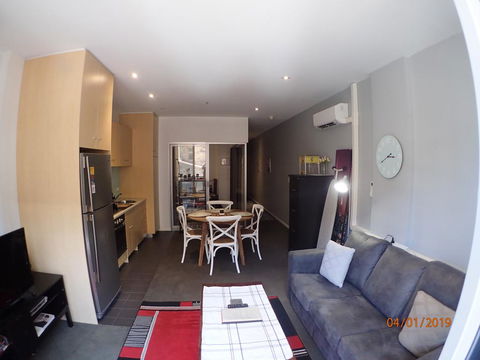 Bent St Apartments - Melbourne Tourism 3
