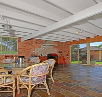 Benvenue - resort style with pool - Melbourne Tourism