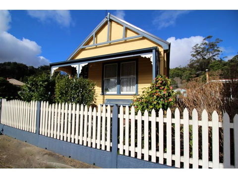 Benvenuti, To Comstock Cottage - Melbourne Tourism 0